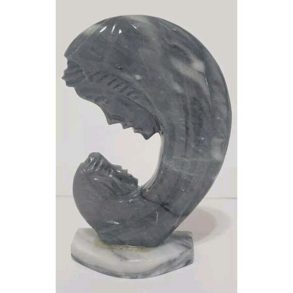 Carved Gray Stone Mother Madonna & Child Figurine Religious Statue W/Base 5.25" - Picture 4 of 9